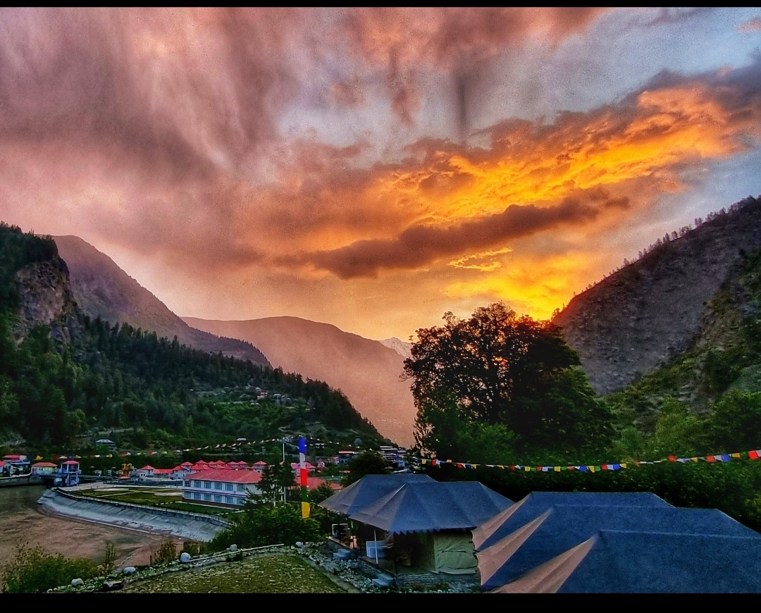 Prayer flags & fiery skies, Sangla