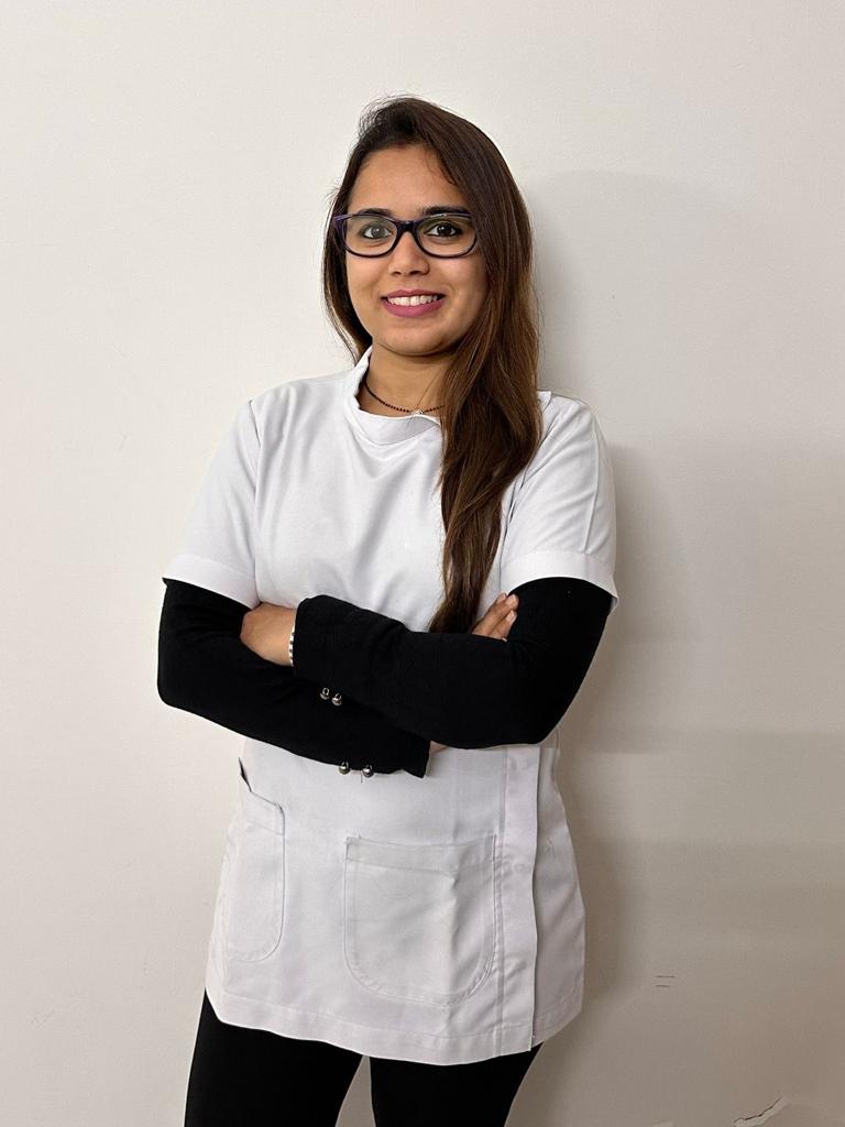 Dr. Tanya Dhawan, Endodontist & Paediatric Dental Specialist at Dental Brasstacks
